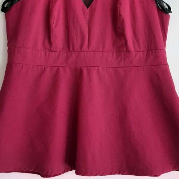 TORRID / Fitted Stretchy Peplum Top w/ Mesh Yoke Sweetheart Pink Sz L Flawed - Picture 3 of 11